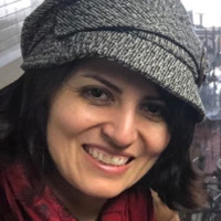 Mehrnaz Ahmadi Joobaneh headshot
