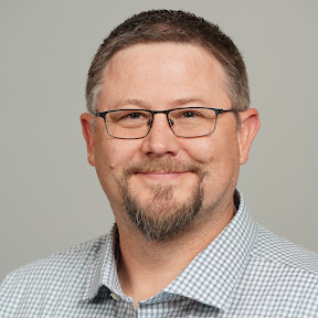 Chris Last Headshot